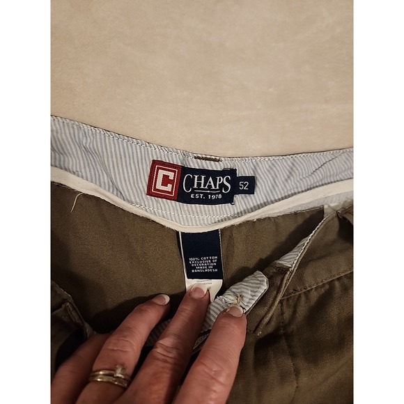 Chaps Cargo Shorts‎ Khakis Mens Sz 52 Casual Camping Fishing FLAW - Picture 2 of 6